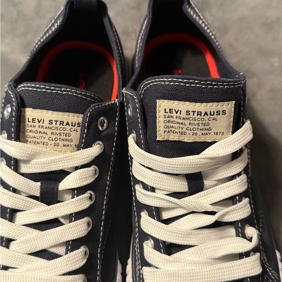 NWT LEVI’S Anikin Canvas Men's Navy Blue Sneakers Size 10 - Picture 8 of 10